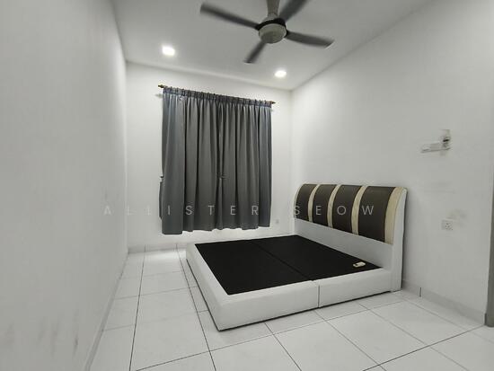Condominium For Sale in Tanjong Duabelas Selangor - Image 5