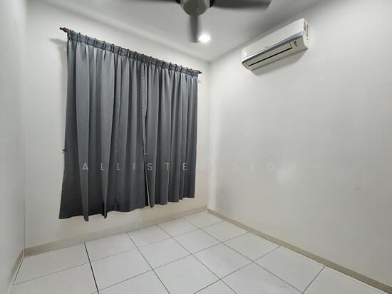Condominium For Sale in Tanjong Duabelas Selangor - Image 7