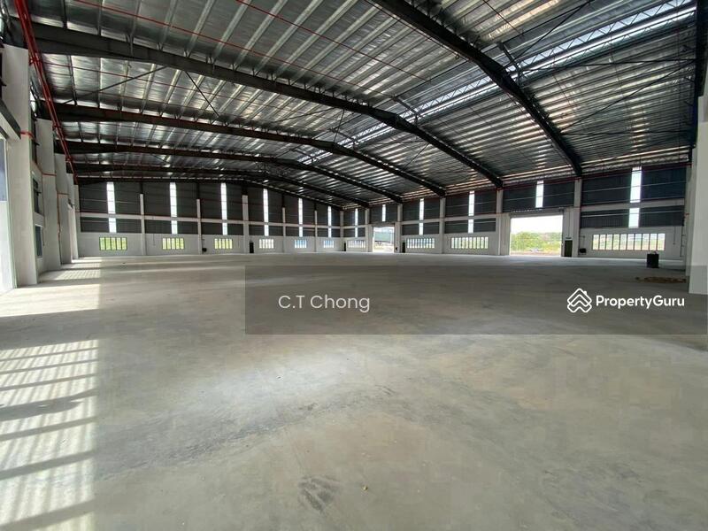 Factory For Sale in Ulu Tiram Johor