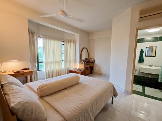 Serviced Residence For Sale in Petaling Jaya Selangor - Image 4