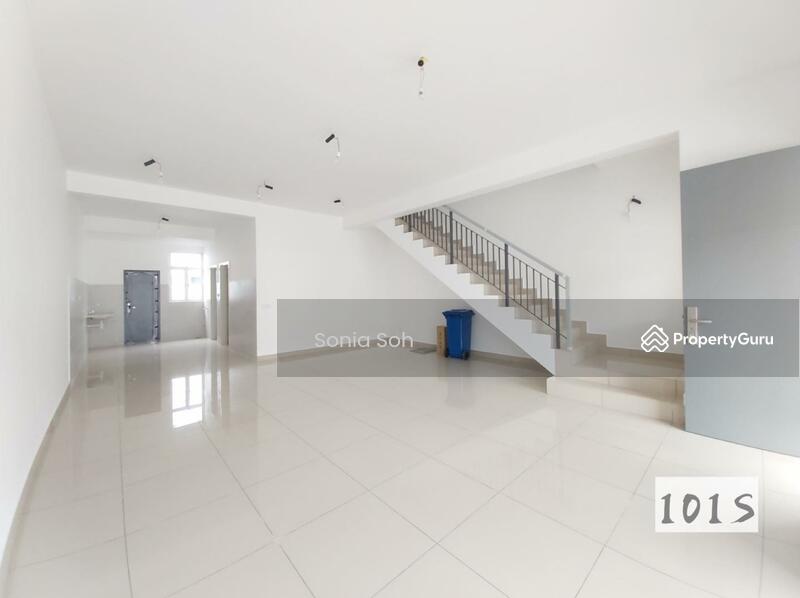 2-sty Terrace/Link House For Sale in Telok Panglima Garang Selangor - Image 8