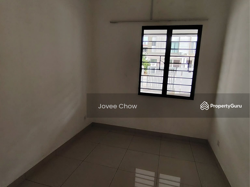 Semi-detached House For Sale in Setia Alam Selangor - Image 7
