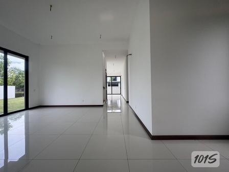 Bungalow For Sale in Telok Panglima Garang Selangor - Image 8