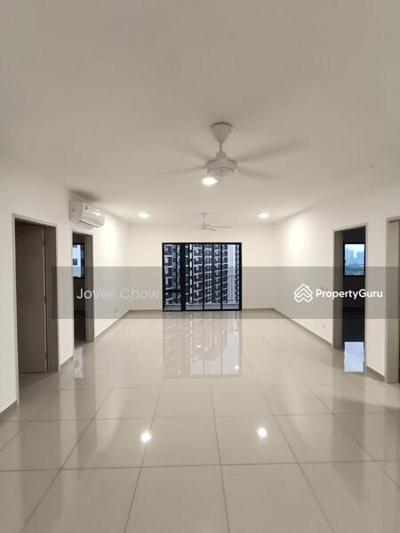 Serviced Residence For Sale in Setia Alam Selangor
