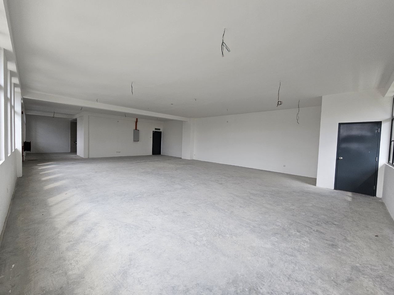 Semi-D Factory For Rent in Ulu Tiram Johor - Image 6