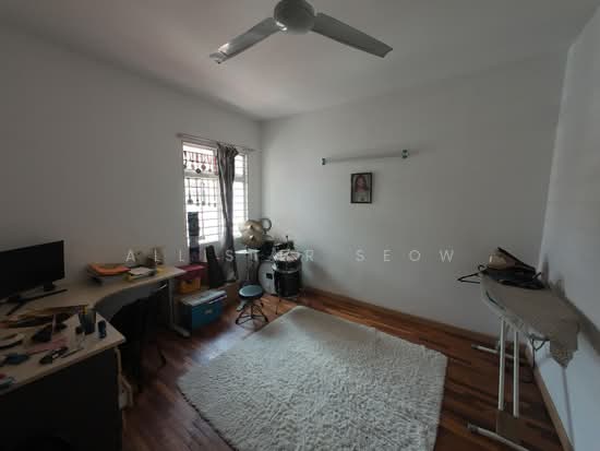Semi-detached House For Sale in Shah Alam Selangor - Image 8