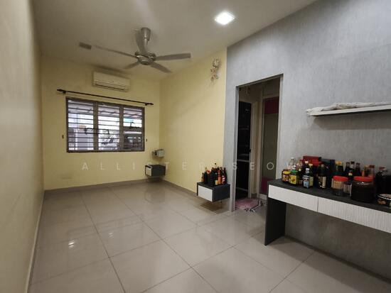 2-sty Terrace/Link House For Sale in Shah Alam Selangor - Image 6