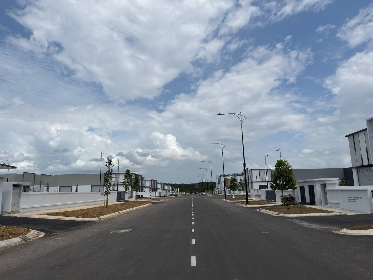 Semi-D Factory For Rent in Johor Bahru Johor - Image 7