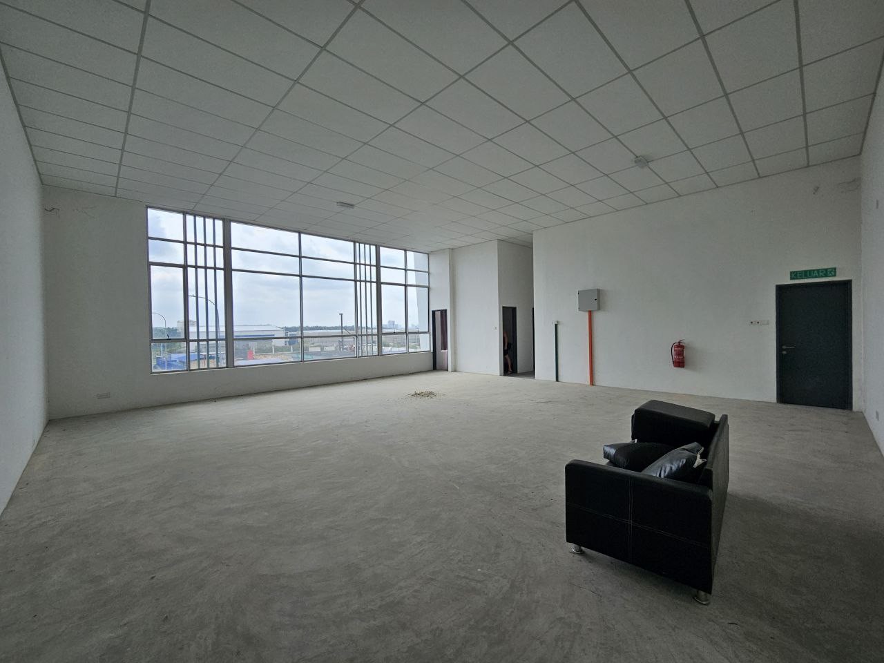 Factory For Rent in Ulu Tiram Johor - Image 4