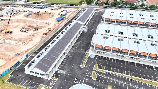 Shop Office For Rent in Bandar Puncak Alam Selangor - Image 6