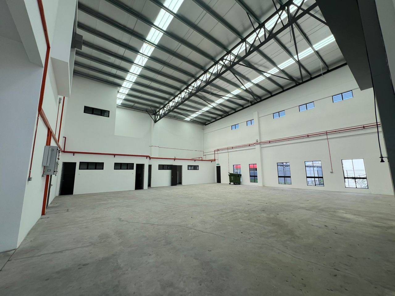 Semi-D Factory For Rent in Skudai Johor - Image 2