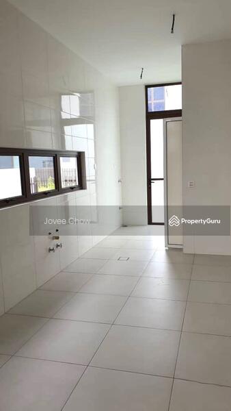 2-sty Terrace/Link House For Sale in Setia Alam Selangor - Image 5