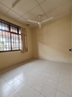2-sty Terrace/Link House For Sale in Ulu Tiram Johor - Image 3