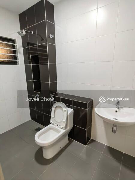 2-sty Terrace/Link House For Sale in Setia Alam Selangor - Image 11