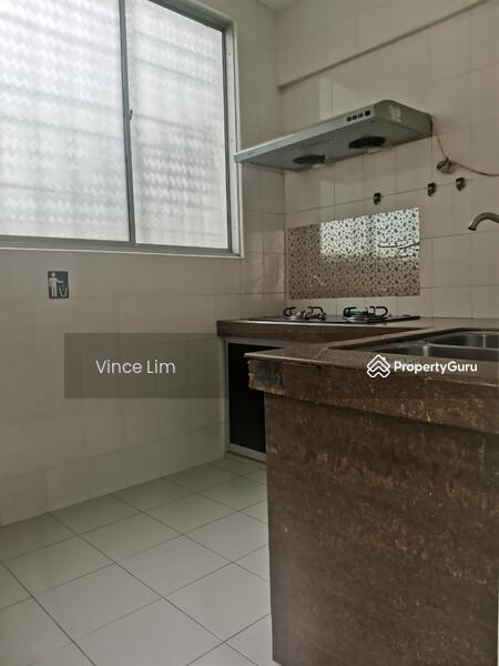 Condominium For Sale in Seri Kembangan Selangor - Image 5