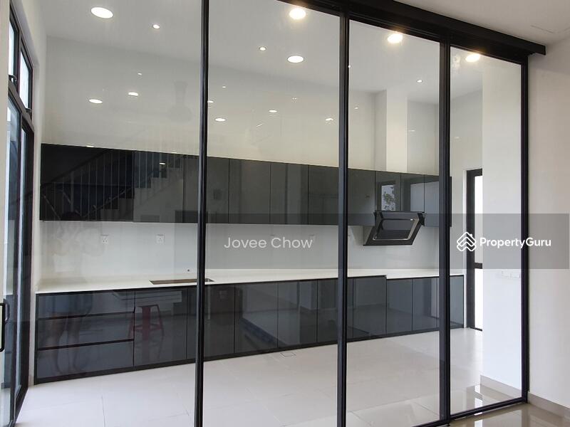 Semi-detached House For Sale in Setia Alam Selangor - Image 6