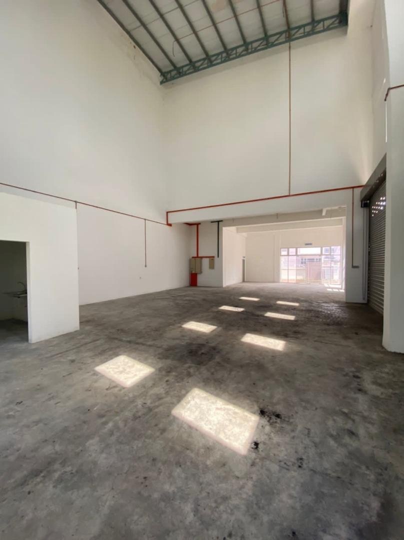 Semi-D Factory For Sale in Gelang Patah Johor - Image 4