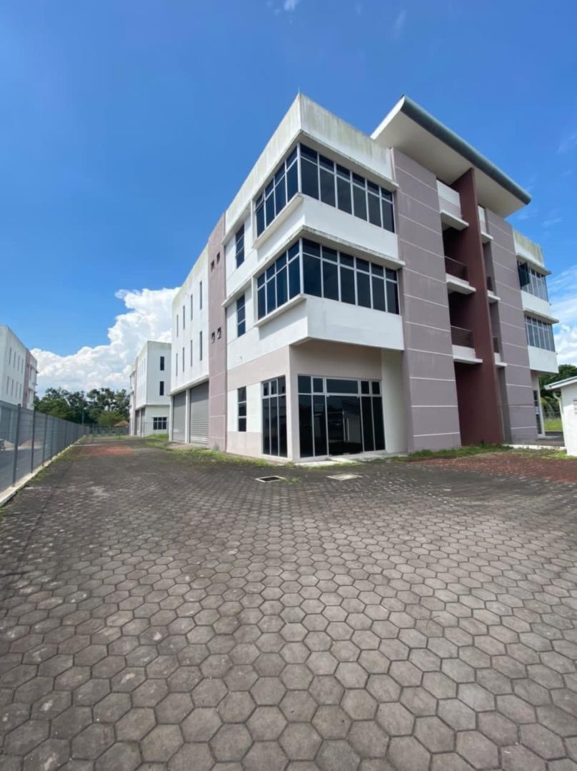 Semi-D Factory For Sale in Gelang Patah Johor