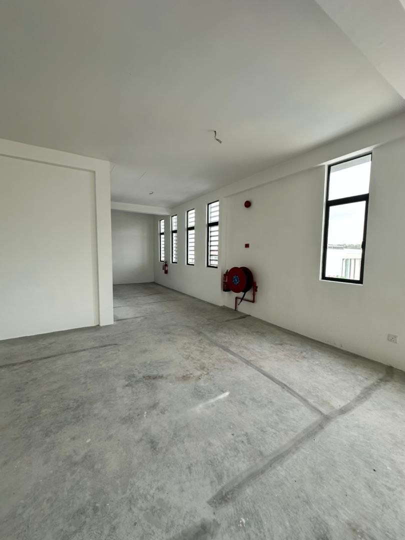 Semi-D Factory For Rent in Ulu Tiram Johor - Image 4