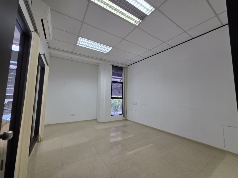Semi-D Factory For Rent in Ulu Tiram Johor - Image 5