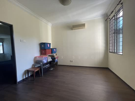2-sty Terrace/Link House For Sale in Damansara Damai Selangor - Image 5