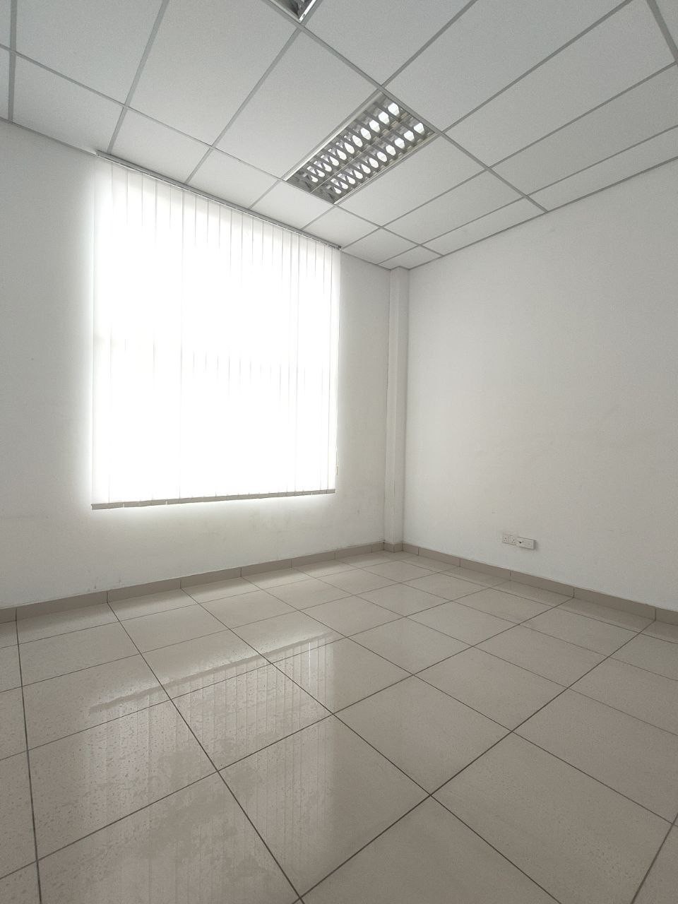 Semi-D Factory For Rent in Ulu Tiram Johor - Image 5