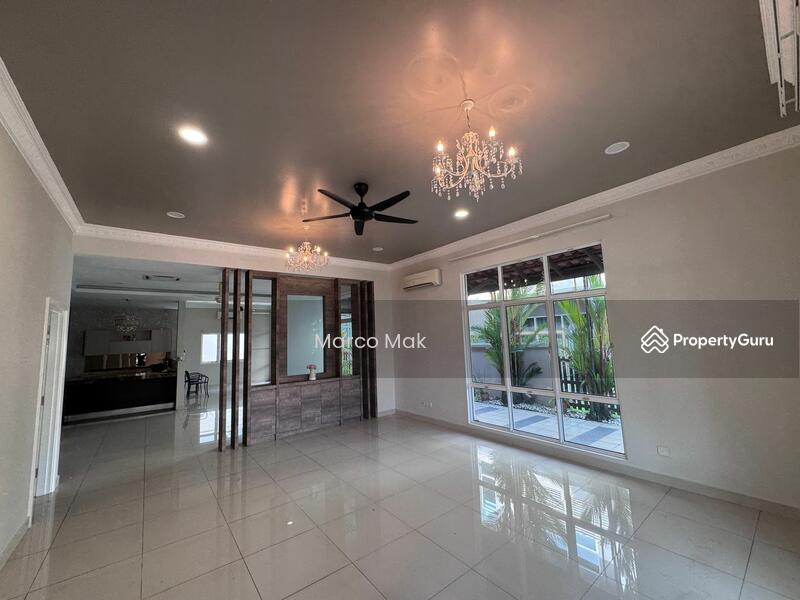 Semi-detached House For Sale in Setia Alam Selangor