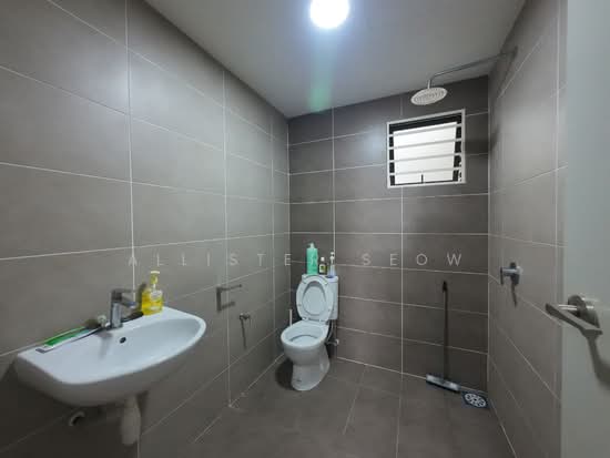 Condominium For Sale in Shah Alam Selangor - Image 9