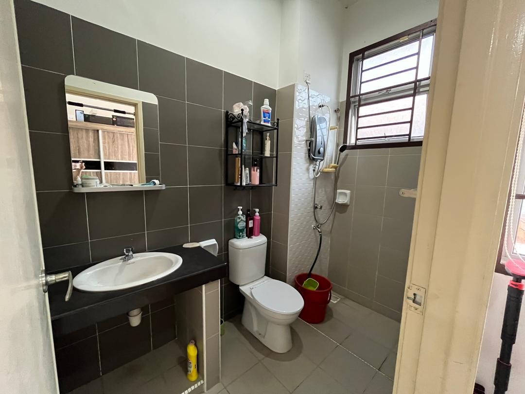 2-sty Terrace/Link House For Sale in Perling Johor - Image 5