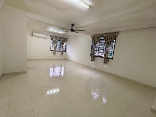 2-sty Terrace/Link House For Sale in Ulu Tiram Johor - Image 5