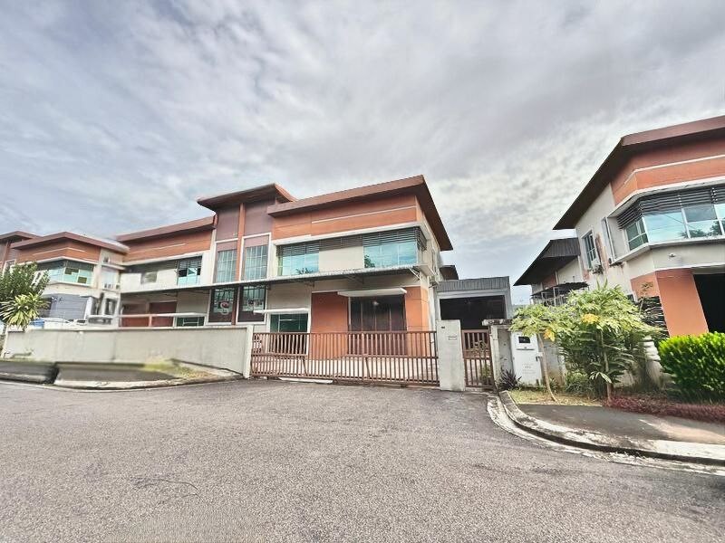 Semi-D Factory For Sale in Tampoi Johor