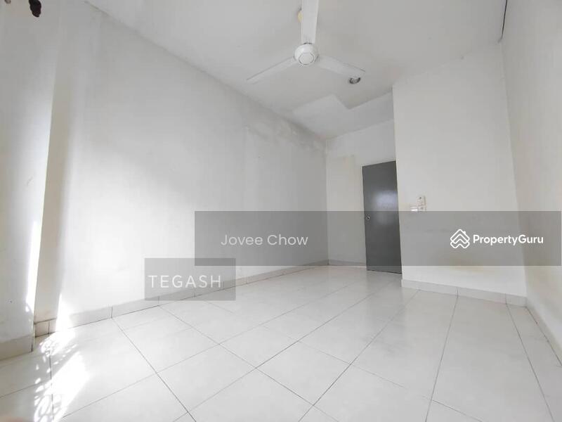 2-sty Terrace/Link House For Sale in Setia Alam Selangor - Image 5