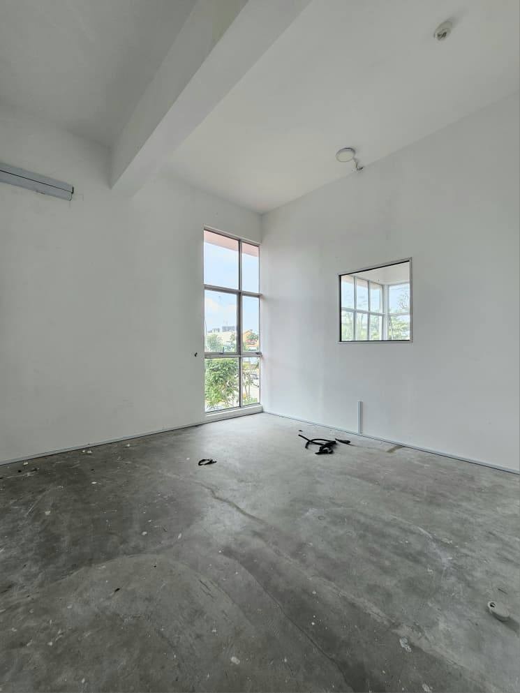 Semi-D Factory For Rent in Permas Jaya Johor - Image 10