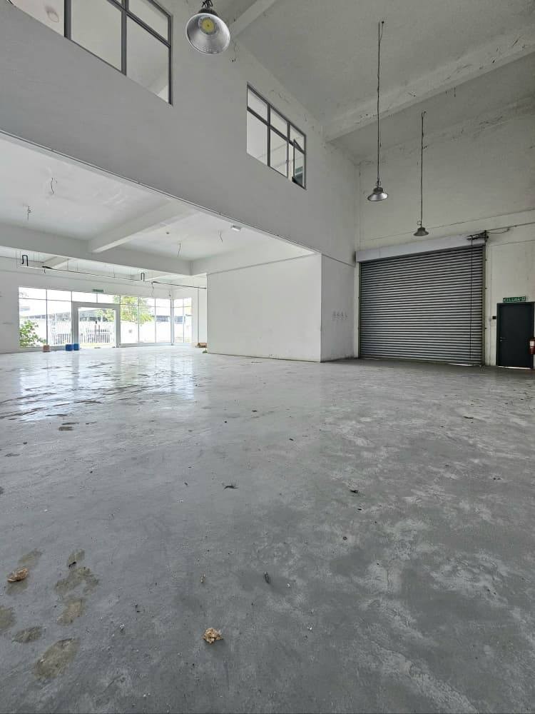 Semi-D Factory For Rent in Permas Jaya Johor - Image 5