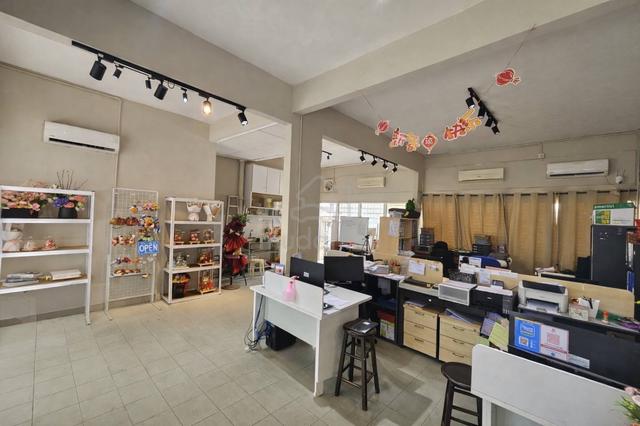 Shop For Sale in Sungai Nibong Penang - Image 2