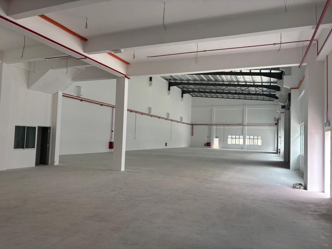 Semi-D Factory For Rent in Ulu Tiram Johor - Image 3