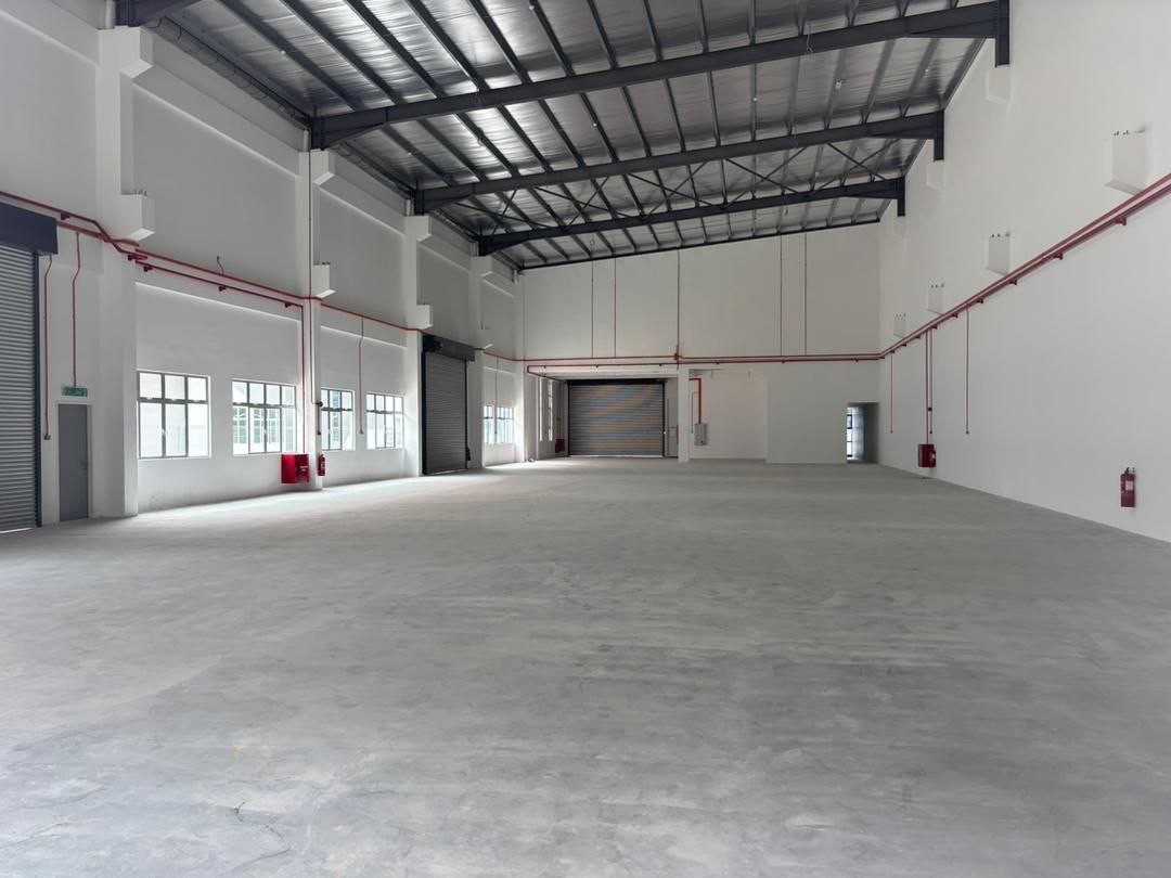 Semi-D Factory For Rent in Ulu Tiram Johor - Image 2