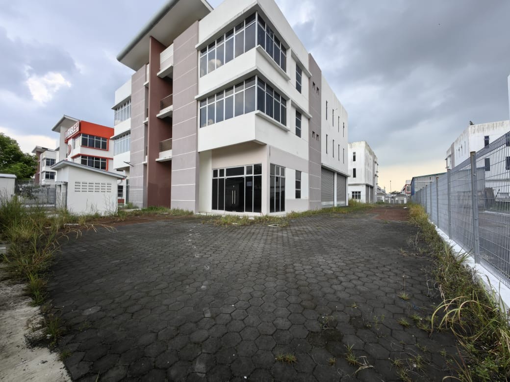 Semi-D Factory For Rent in Gelang Patah Johor