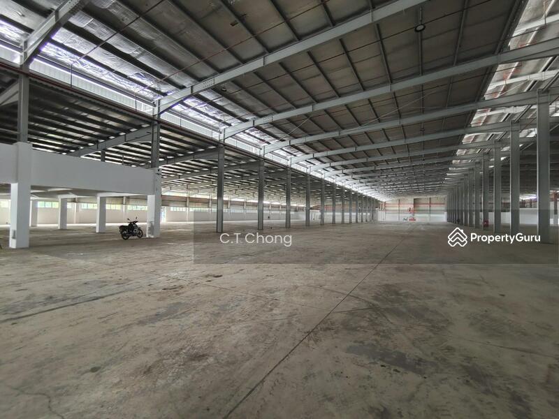 Factory For Sale in Ulu Tiram Johor