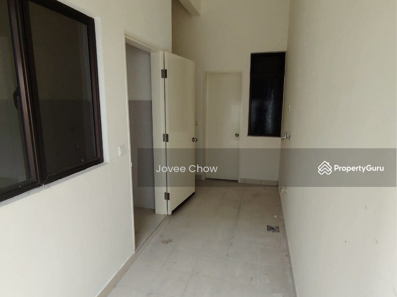 Semi-detached House For Sale in Setia Alam Selangor - Image 6