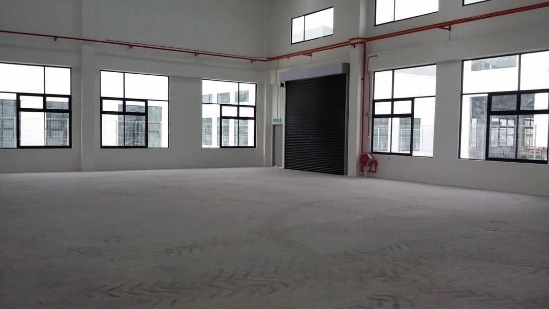 Semi-D Factory For Sale in Pekan Nanas Johor