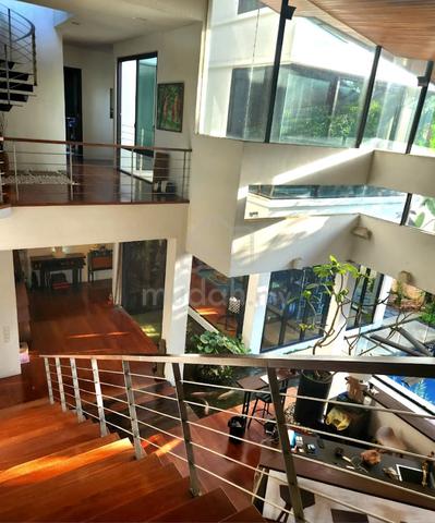 Bungalow For Sale in Seri Kembangan Selangor - Image 5