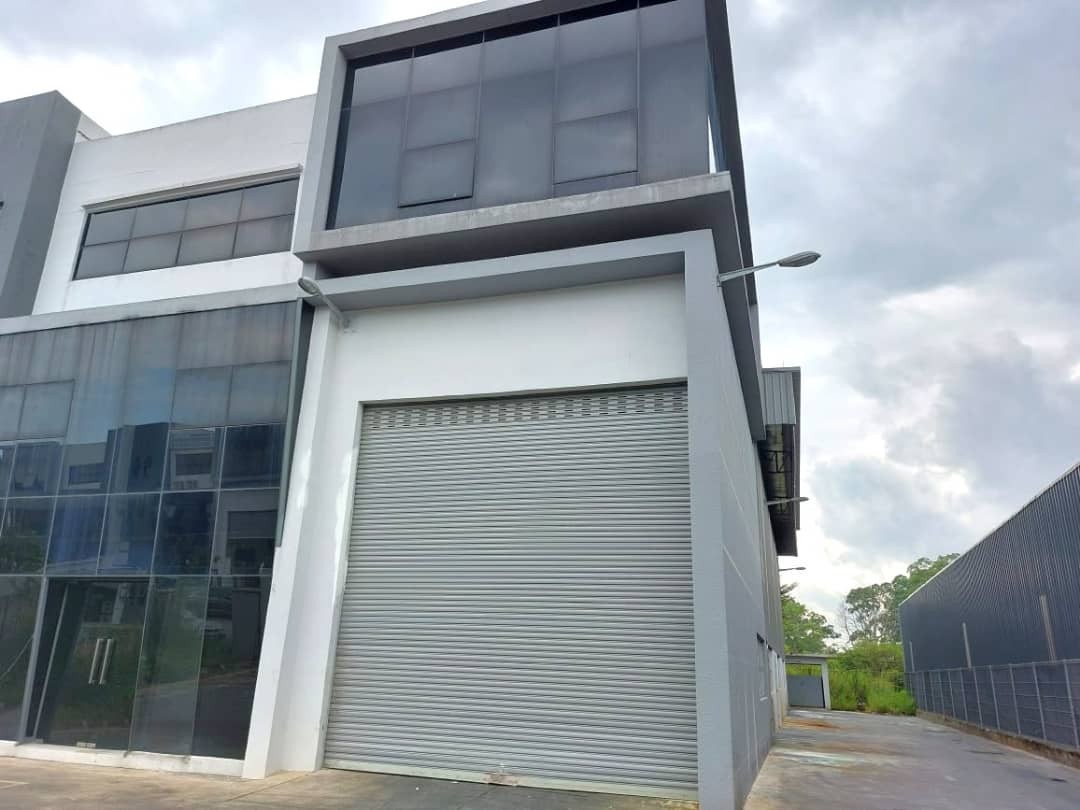 Semi-D Factory For Rent in Ulu Tiram Johor - Image 5