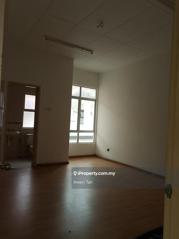 2.5-sty Terrace/Link House For Sale in Klang Selangor - Image 7