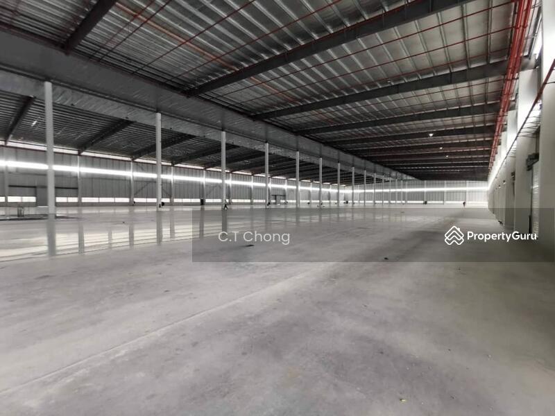 Factory For Sale in Ulu Tiram Johor