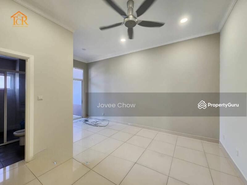 Semi-detached House For Sale in Setia Alam Selangor - Image 5