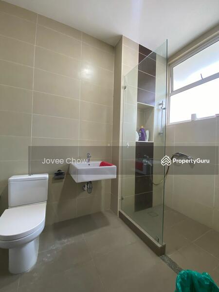 Semi-detached House For Rent in Setia Alam Selangor - Image 12