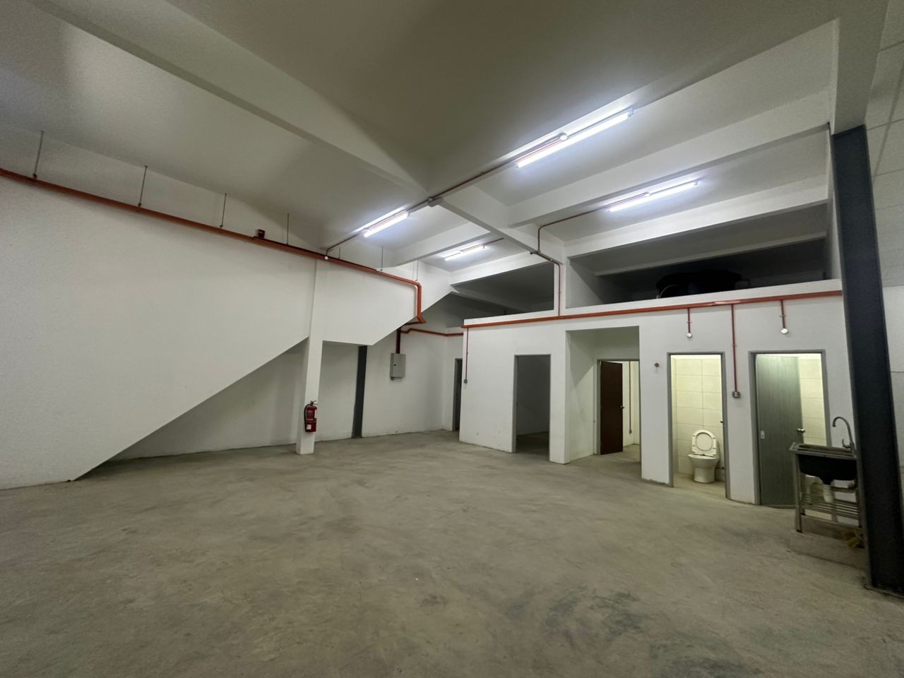 Detached Factory For Rent in Tampoi Johor - Image 2