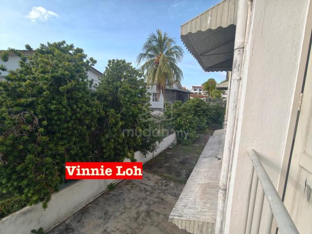 Semi-detached House For Rent in Greenlane Penang - Image 5