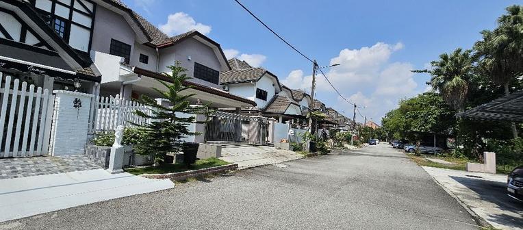 Semi-detached House For Sale in Bandar Sungai Long Selangor - Image 5